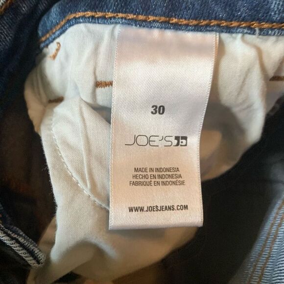 Joe’s relaxed distressed medium wash normcore 30 jeans - Picture 2 of 3
